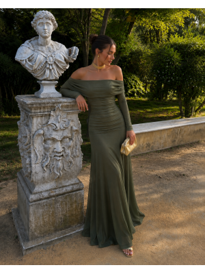 Robe verte sèche de Serbie