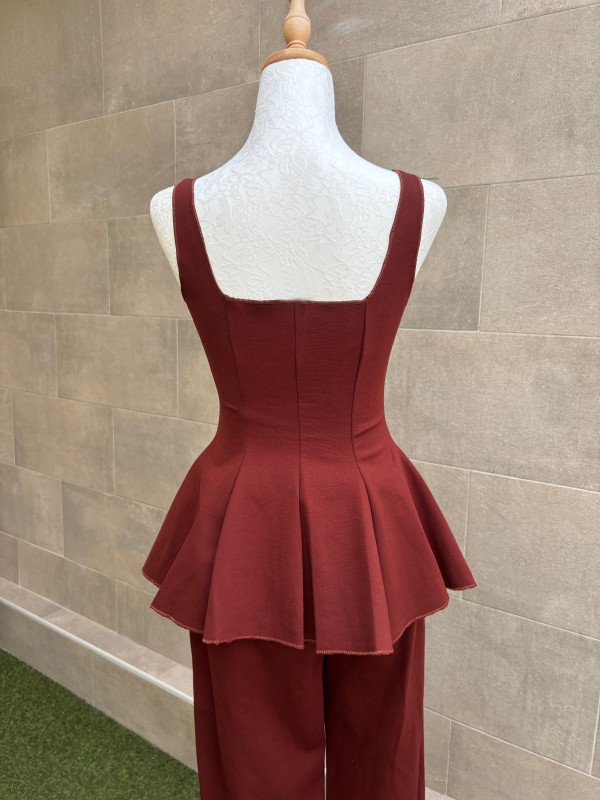 Conjunto de terracota Menina