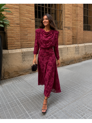 Robe rose Parul