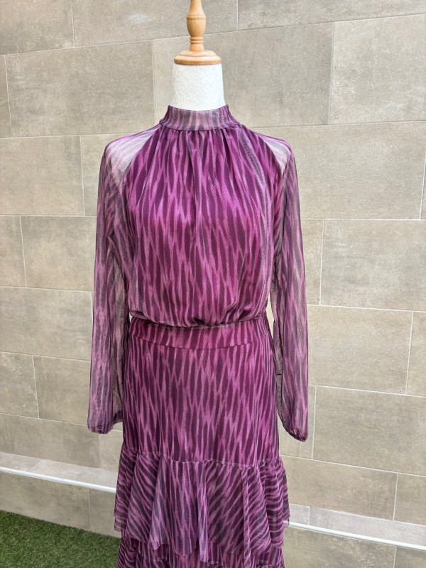 Conjunto Makandé com mangas roxas