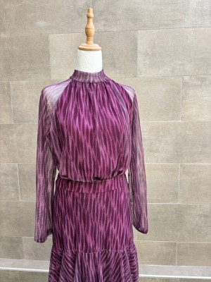 Conjunto Makandé com mangas roxas