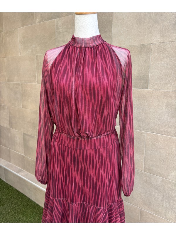 Conjunto Makandé com mangas rosa