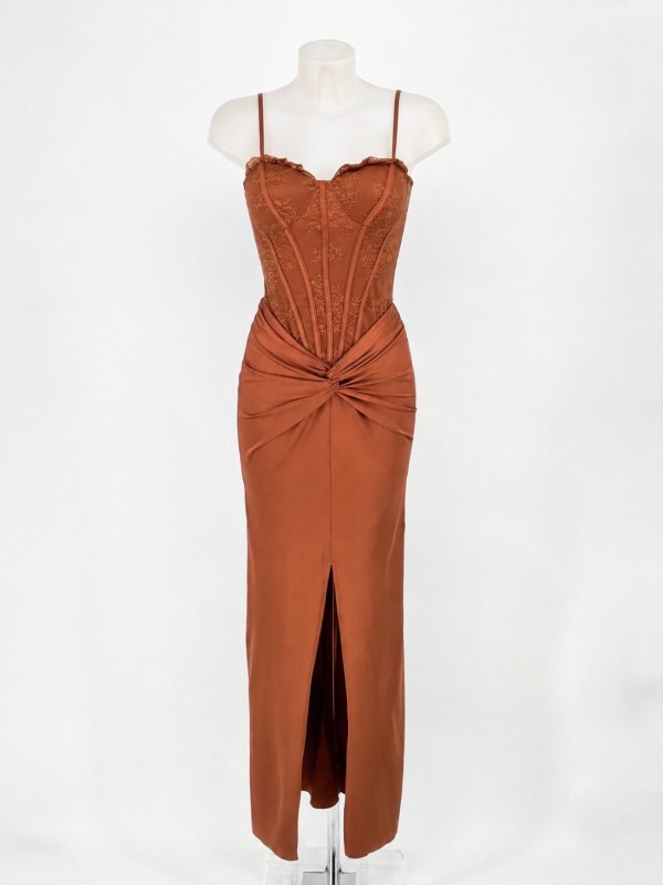 Georgina Caldera dress