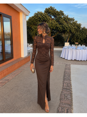 Robe Rafaela Brown