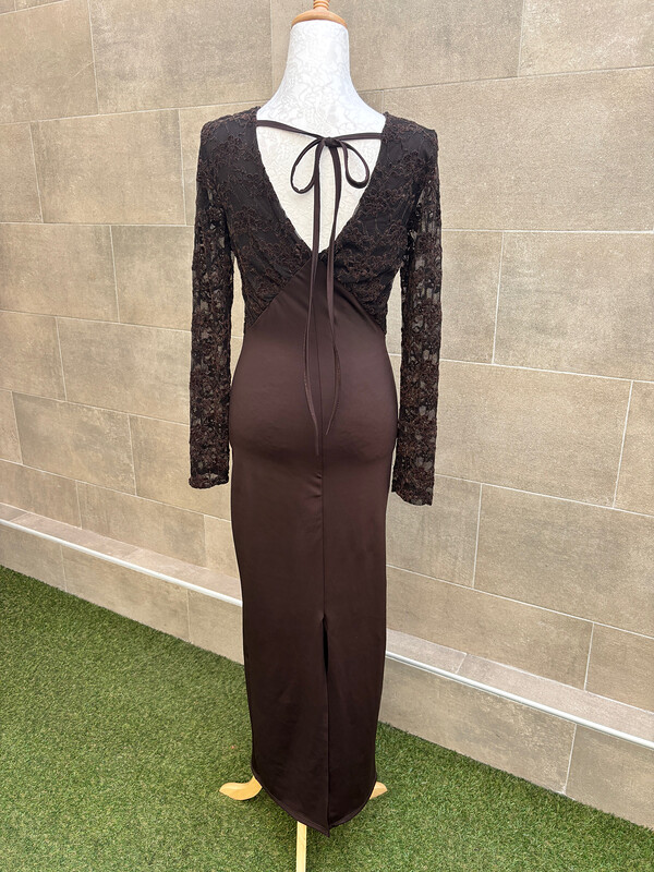 Robe marron d'Ourense