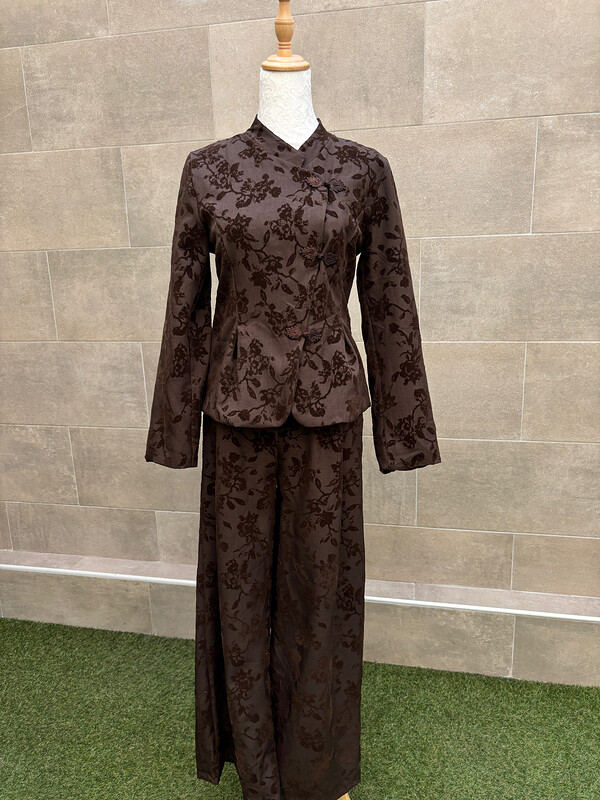 Conjunto Alfreda Marrón