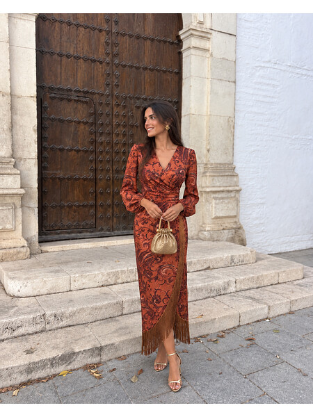 Robe Yasmina Caldera