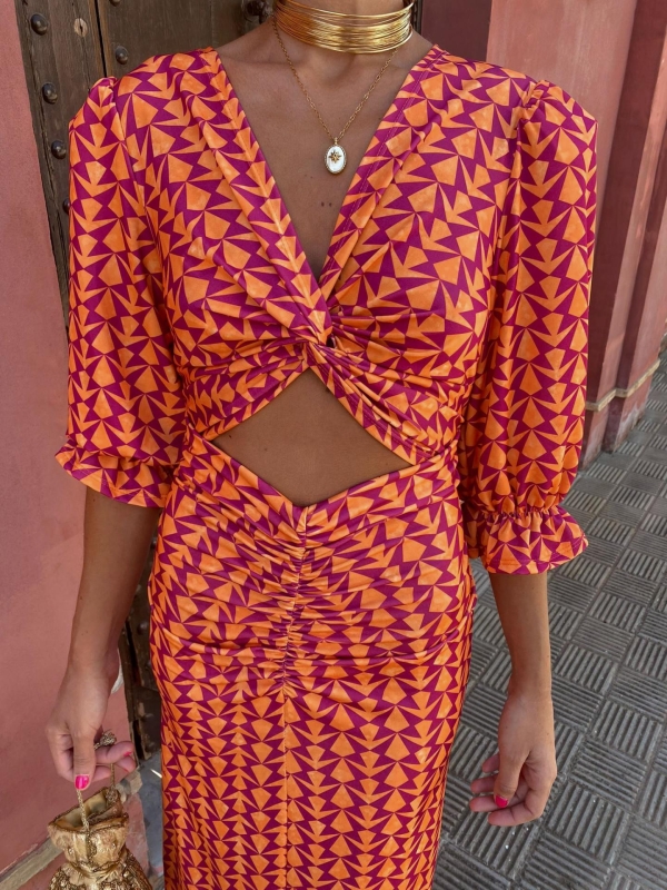 Vestido de açafrão