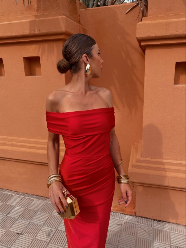 Vestido vermelho Menendez
