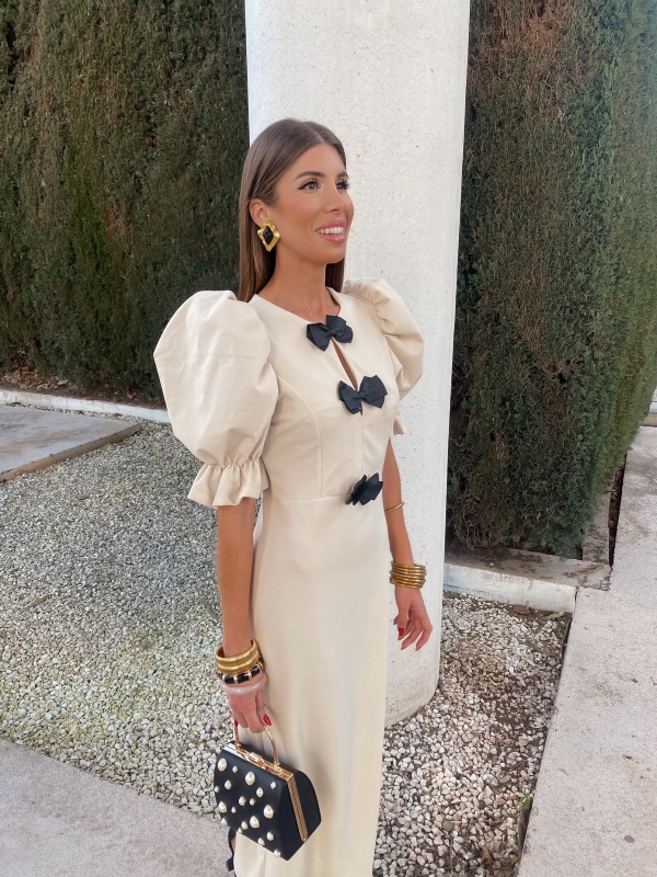 Vestido Demetria Bege